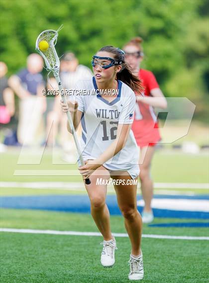 Thumbnail 2 in Greenwich vs. Wilton photogallery.