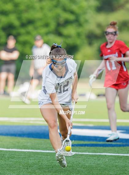 Thumbnail 1 in Greenwich vs. Wilton photogallery.