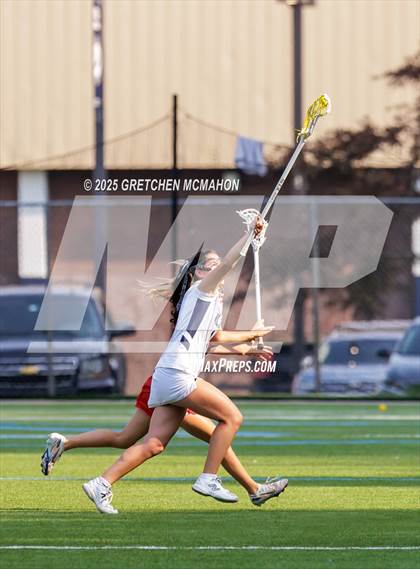 Thumbnail 1 in Greenwich vs. Wilton photogallery.