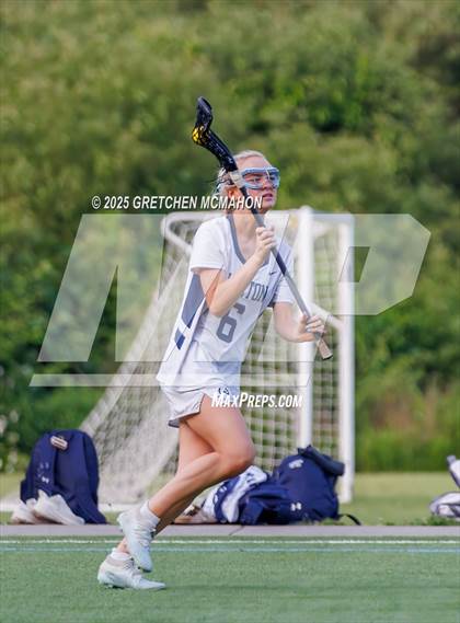 Thumbnail 3 in Greenwich vs. Wilton photogallery.
