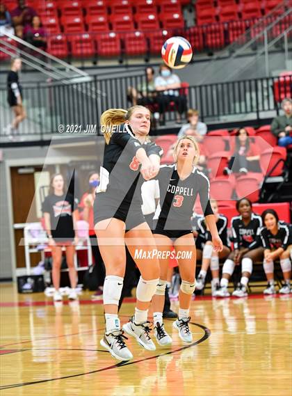Thumbnail 3 in Marcus @ Coppell photogallery.