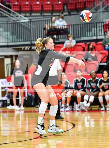 Thumbnail 2 in Marcus @ Coppell photogallery.