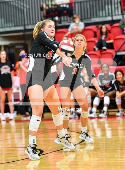 Thumbnail 2 in Marcus @ Coppell photogallery.