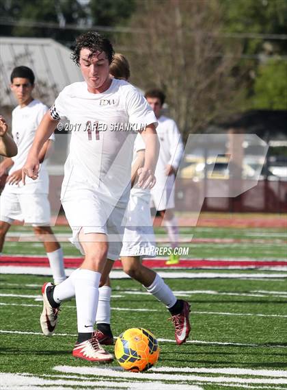 Thumbnail 3 in Vandebilt Catholic @ E. D. White photogallery.