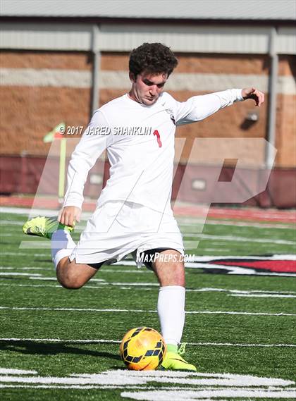 Thumbnail 1 in Vandebilt Catholic @ E. D. White photogallery.