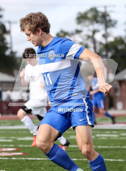 Thumbnail 3 in Vandebilt Catholic @ E. D. White photogallery.