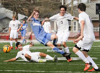 Thumbnail 2 in Vandebilt Catholic @ E. D. White photogallery.