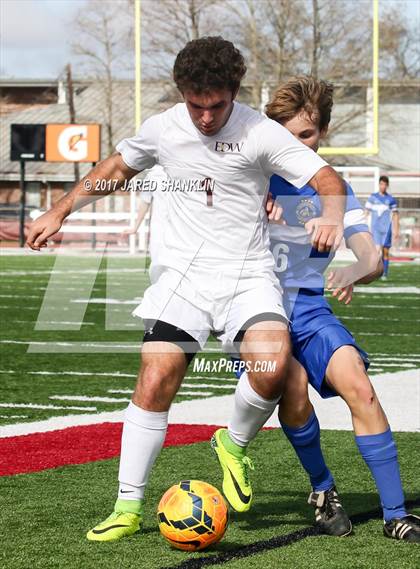 Thumbnail 2 in Vandebilt Catholic @ E. D. White photogallery.