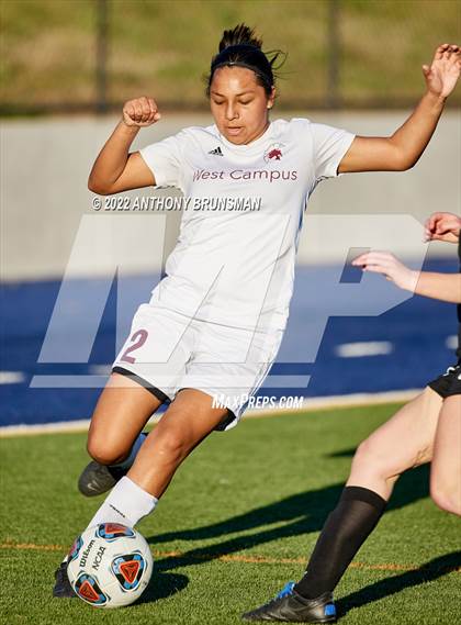 Thumbnail 3 in Colfax vs. West Campus (CIF SJS D5 Final) photogallery.