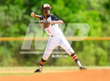 Thumbnail 3 in Norview @ Churchland photogallery.
