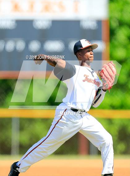 Thumbnail 1 in Norview @ Churchland photogallery.