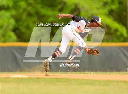 Thumbnail 1 in Norview @ Churchland photogallery.