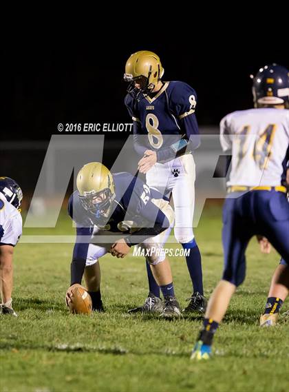 Thumbnail 2 in Otto-Eldred vs Clarion-Limestone (PIAA D9 A Quarterfinal) photogallery.