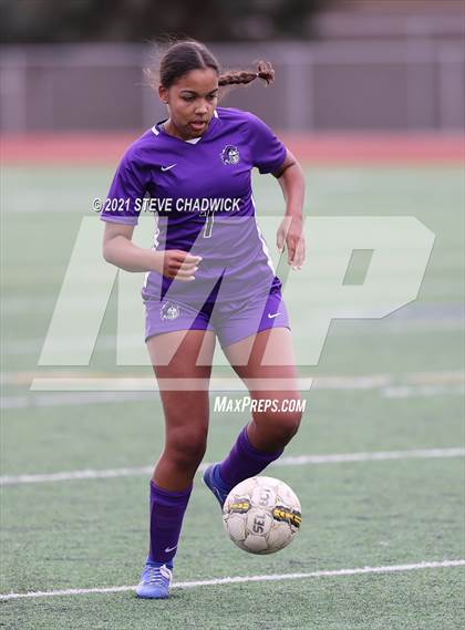 Thumbnail 1 in River Valley vs Arizona College Prep @ Benjamin Franklin photogallery.