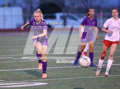 Thumbnail 2 in River Valley vs Arizona College Prep @ Benjamin Franklin photogallery.