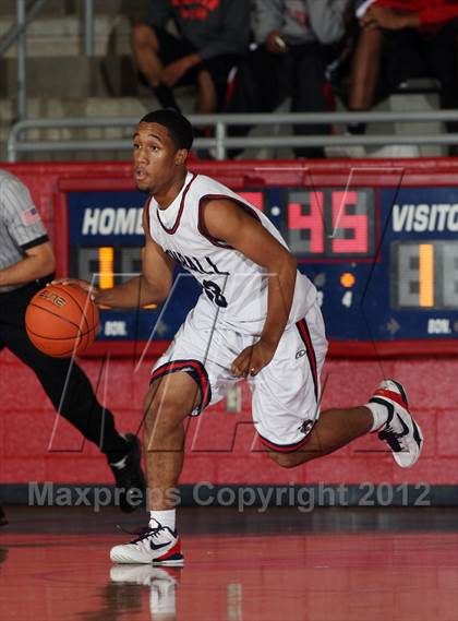 Thumbnail 3 in Richland vs. Kimball (Thanksgiving Hoopfest) photogallery.