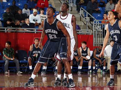 Thumbnail 1 in Richland vs. Kimball (Thanksgiving Hoopfest) photogallery.