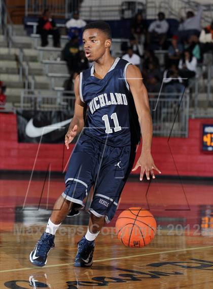Thumbnail 1 in Richland vs. Kimball (Thanksgiving Hoopfest) photogallery.