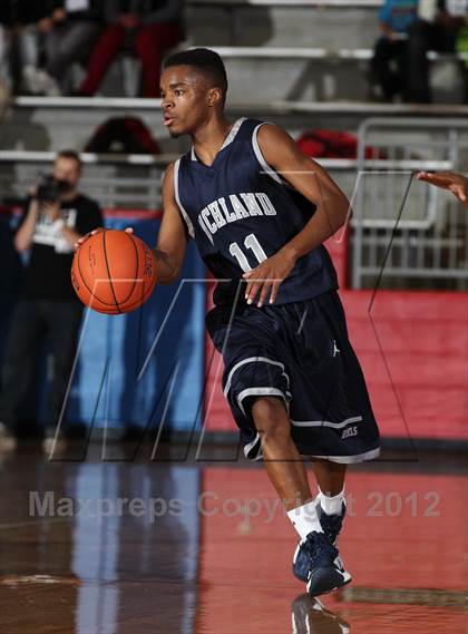 Thumbnail 2 in Richland vs. Kimball (Thanksgiving Hoopfest) photogallery.