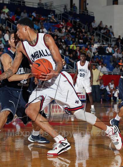 Thumbnail 1 in Richland vs. Kimball (Thanksgiving Hoopfest) photogallery.