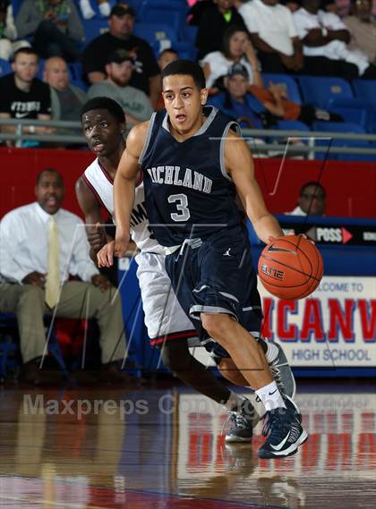 Thumbnail 1 in Richland vs. Kimball (Thanksgiving Hoopfest) photogallery.