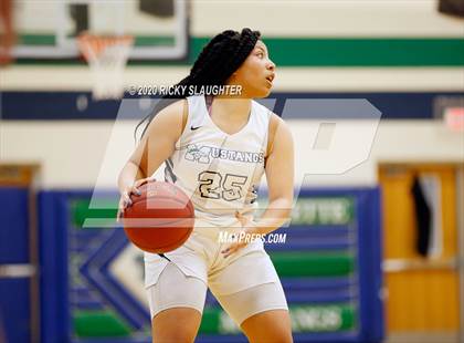 Thumbnail 3 in Parkway Central @ Marquette photogallery.