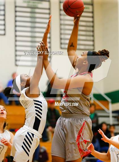Thumbnail 3 in Parkway Central @ Marquette photogallery.