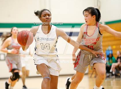 Thumbnail 1 in Parkway Central @ Marquette photogallery.