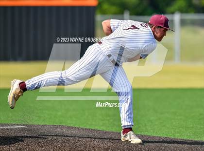 Thumbnail 2 in Garrison vs. Harleton (UIL 2A Region Semifinal Game 3) photogallery.