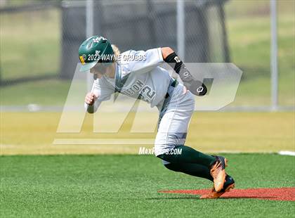 Thumbnail 3 in Garrison vs. Harleton (UIL 2A Region Semifinal Game 3) photogallery.