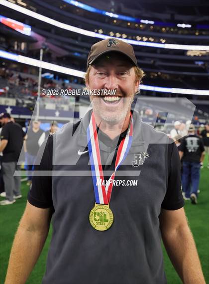 Thumbnail 2 in Richland Springs @ Jayton (UIL 1A 6-Man D2 Football Final Medal Ceremony) photogallery.