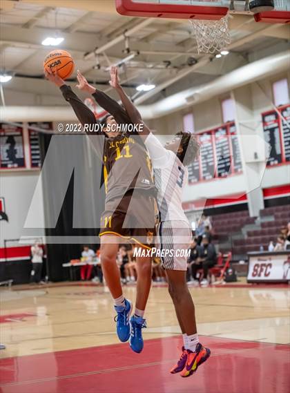 Thumbnail 2 in El Camino vs Otay Ranch (Torrey Pines Holiday Classic Tip-Off)  photogallery.