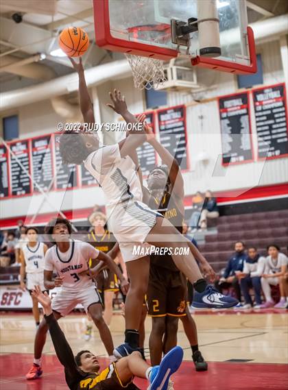Thumbnail 3 in El Camino vs Otay Ranch (Torrey Pines Holiday Classic Tip-Off)  photogallery.