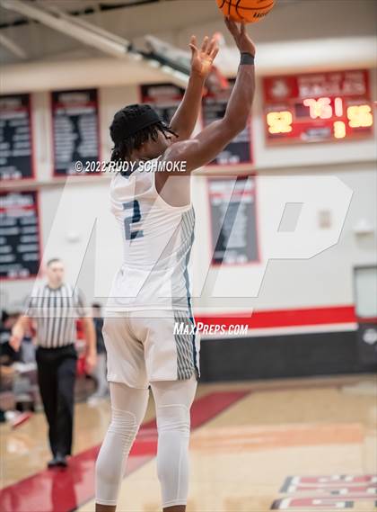 Thumbnail 2 in El Camino vs Otay Ranch (Torrey Pines Holiday Classic Tip-Off)  photogallery.
