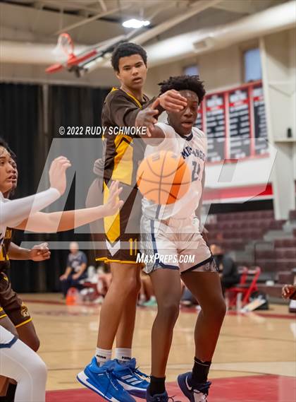 Thumbnail 2 in El Camino vs Otay Ranch (Torrey Pines Holiday Classic Tip-Off)  photogallery.