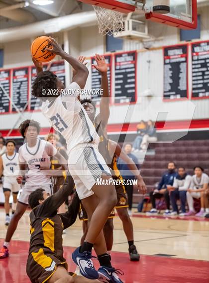 Thumbnail 3 in El Camino vs Otay Ranch (Torrey Pines Holiday Classic Tip-Off)  photogallery.