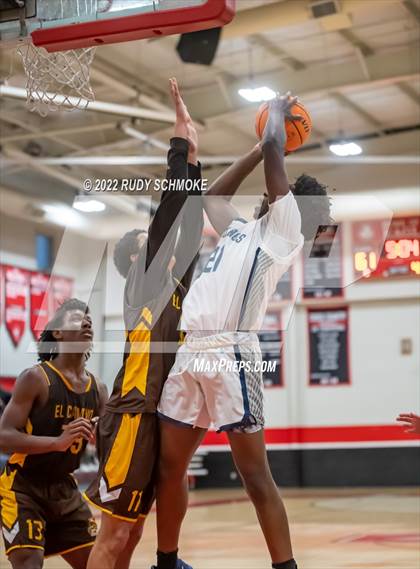 Thumbnail 2 in El Camino vs Otay Ranch (Torrey Pines Holiday Classic Tip-Off)  photogallery.