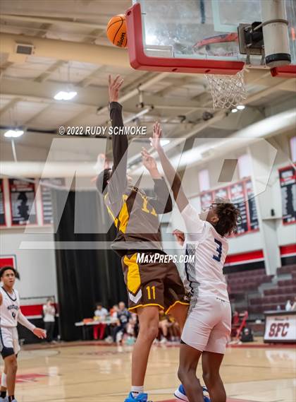 Thumbnail 2 in El Camino vs Otay Ranch (Torrey Pines Holiday Classic Tip-Off)  photogallery.