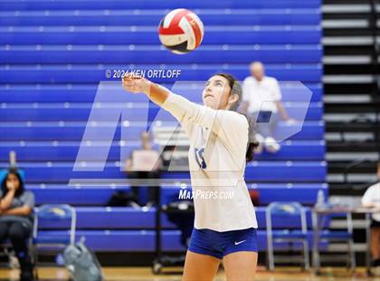 Thumbnail 1 in Seckinger @ Chattahoochee photogallery.