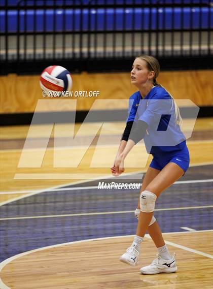 Thumbnail 2 in Seckinger @ Chattahoochee photogallery.