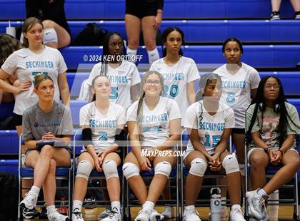 Thumbnail 3 in Seckinger @ Chattahoochee photogallery.