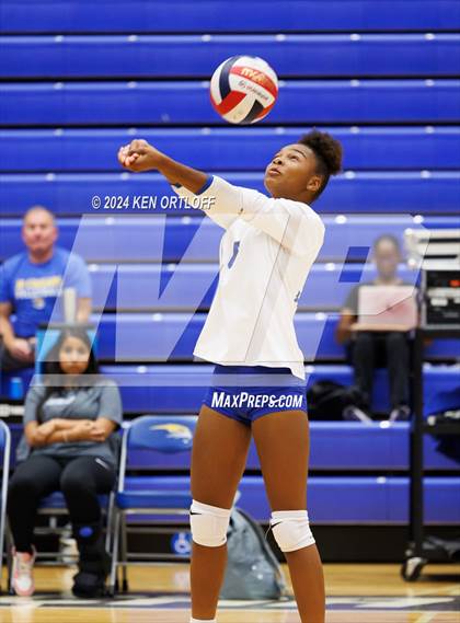 Thumbnail 1 in Seckinger @ Chattahoochee photogallery.