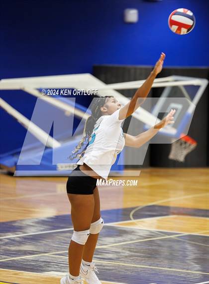 Thumbnail 2 in Seckinger @ Chattahoochee photogallery.