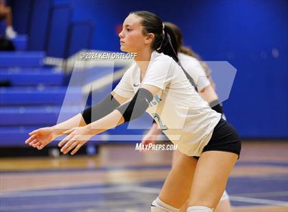 Thumbnail 2 in Seckinger @ Chattahoochee photogallery.