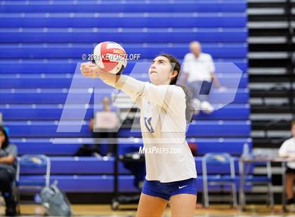 Thumbnail 3 in Seckinger @ Chattahoochee photogallery.