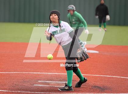 Thumbnail 1 in Kerens vs. Adams (Dallas ISD Invitational) photogallery.