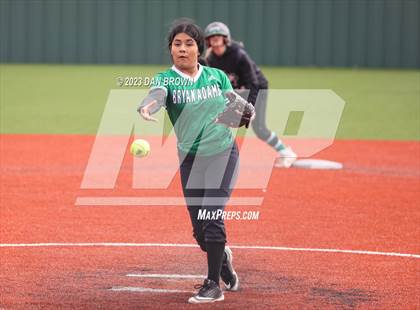 Thumbnail 1 in Kerens vs. Adams (Dallas ISD Invitational) photogallery.