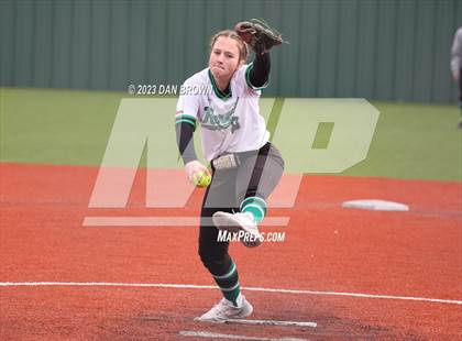 Thumbnail 2 in Kerens vs. Adams (Dallas ISD Invitational) photogallery.