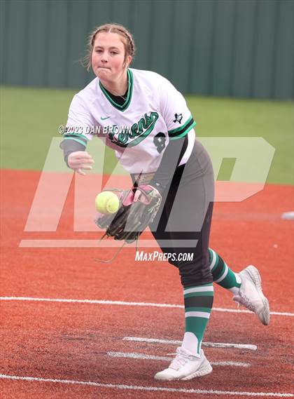 Thumbnail 3 in Kerens vs. Adams (Dallas ISD Invitational) photogallery.