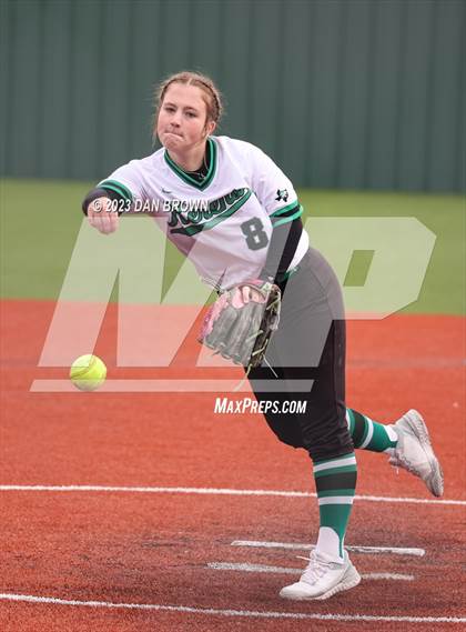 Thumbnail 2 in Kerens vs. Adams (Dallas ISD Invitational) photogallery.